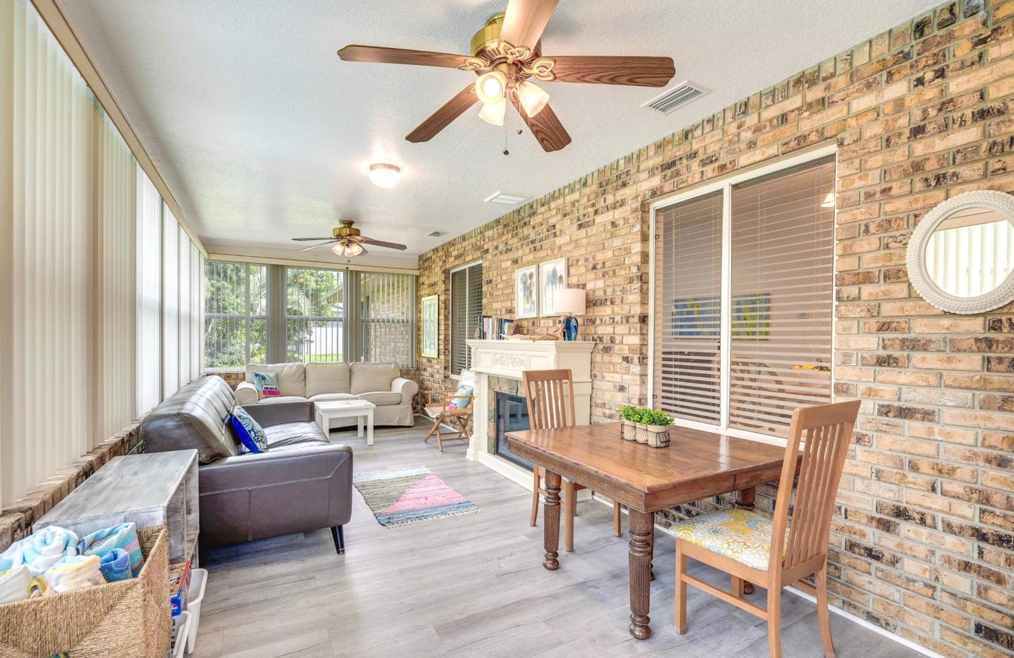 Spring Hill Retreat With Heated Pool And 4-In-1 Grill Villa Екстериор снимка