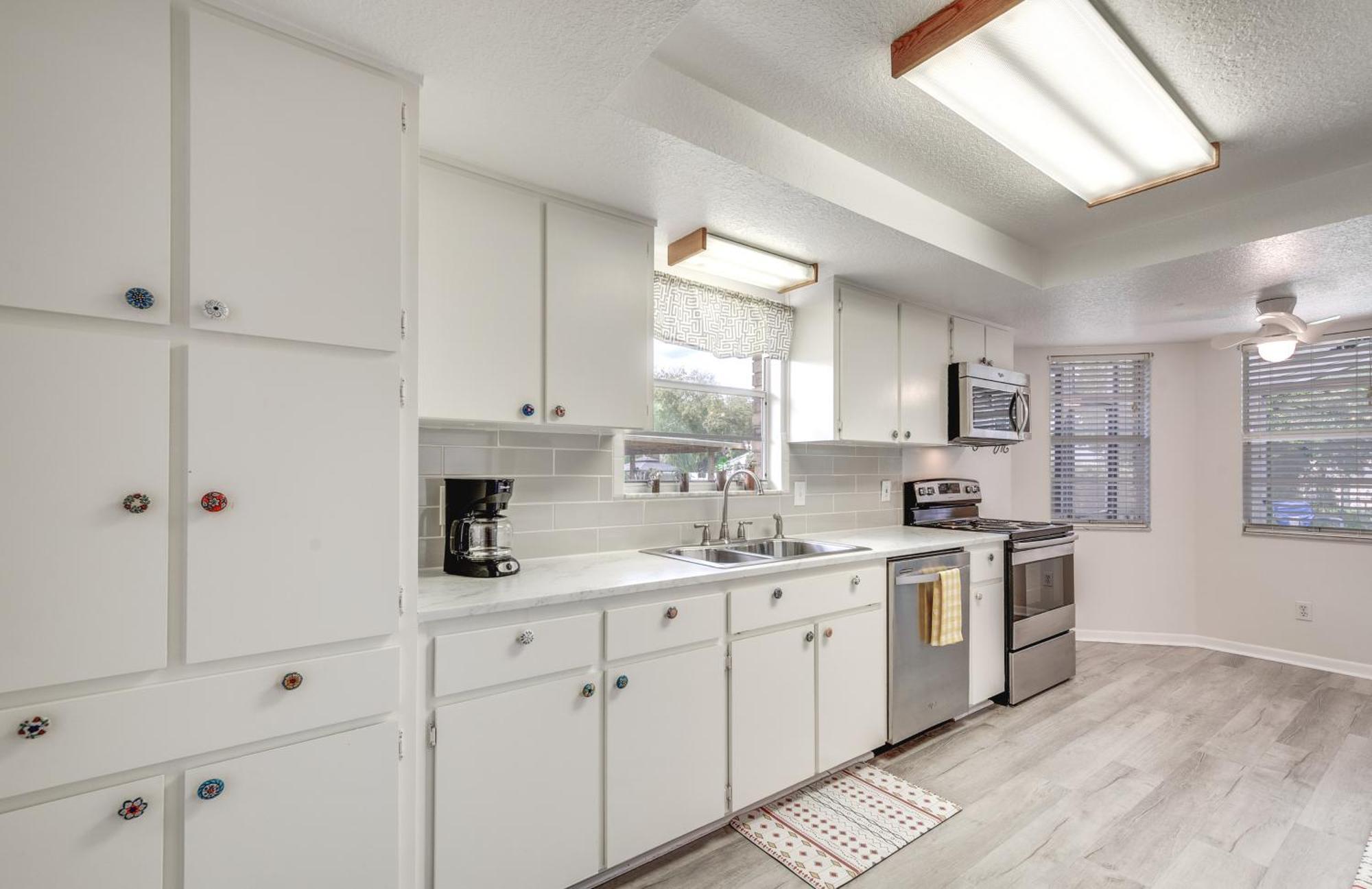 Spring Hill Retreat With Heated Pool And 4-In-1 Grill Villa Екстериор снимка